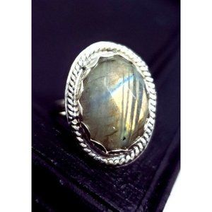 Labradorite crystal ring handmade sterling silver artisan handmade 925